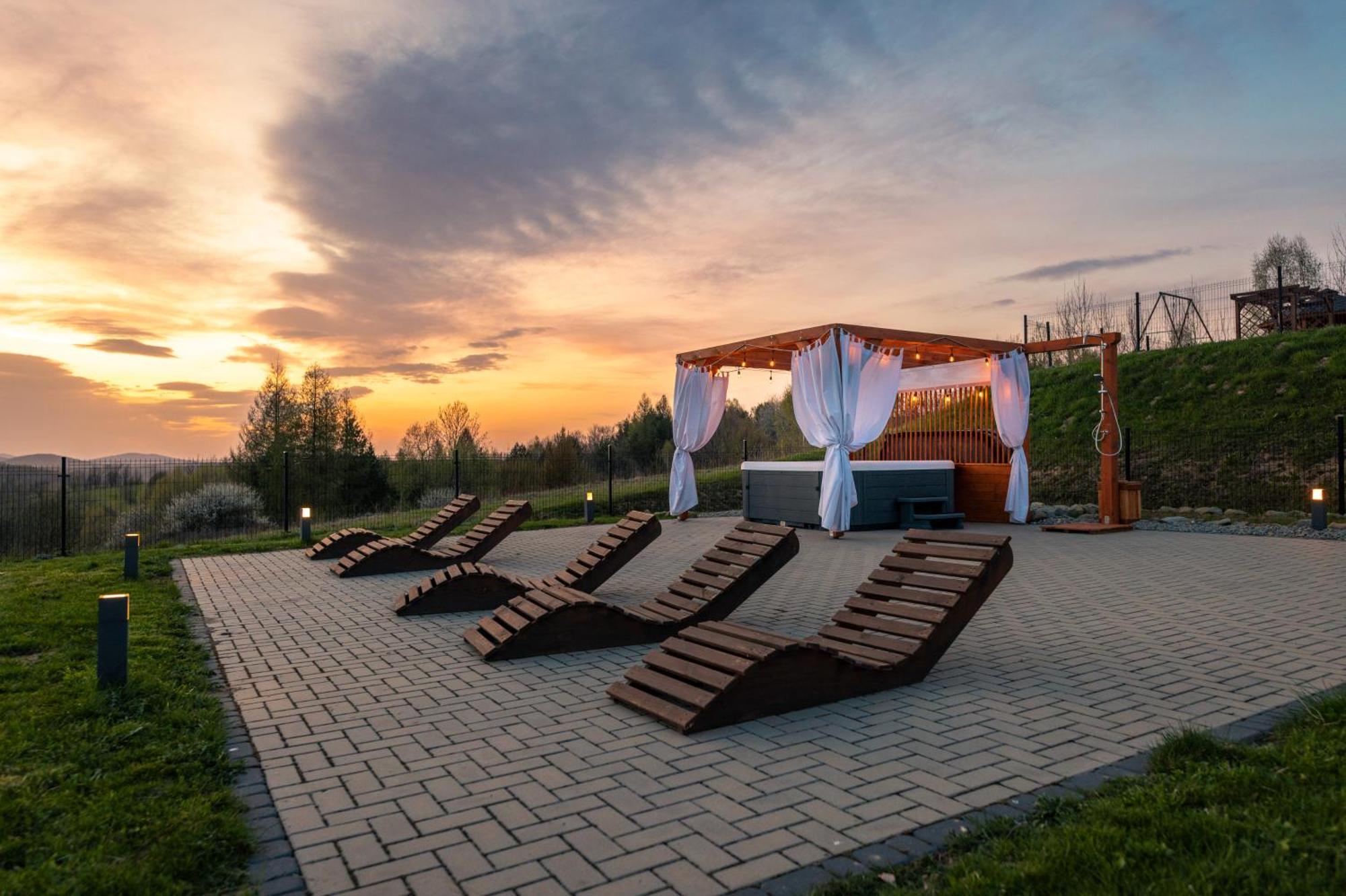 Chaty Skwirutowe Wzgorze - Domki Caloroczne Solina  Bagian luar foto